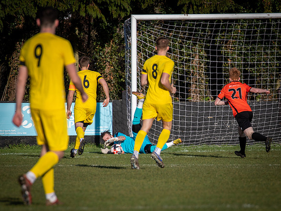vs Wallingford and Crowmarsh FC-10