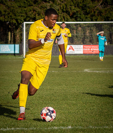 vs Wallingford and Crowmarsh FC-5