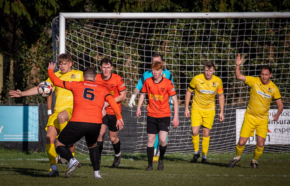 vs Wallingford and Crowmarsh FC-14