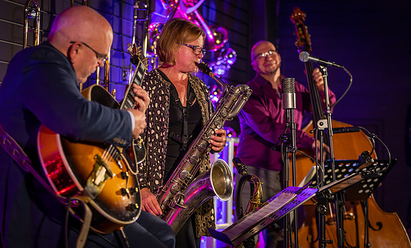 Karen Sharp Trio-127