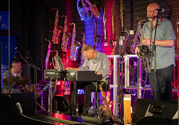Simon Bates Trio - July-179