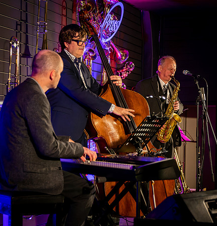 Alan Barnes Trio-8