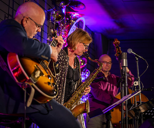 Karen Sharp Trio-88