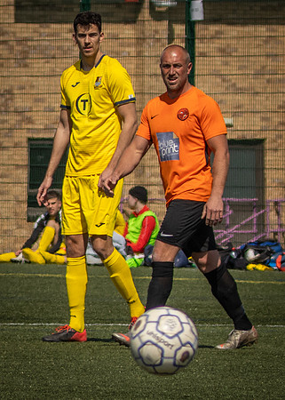vs Wokingham & Emmbrook  FC-18