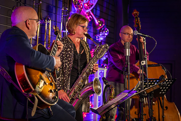 Karen Sharp Trio-106