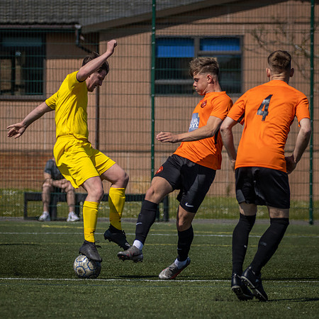 vs Wokingham & Emmbrook  FC-49