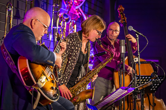 Karen Sharp Trio-56