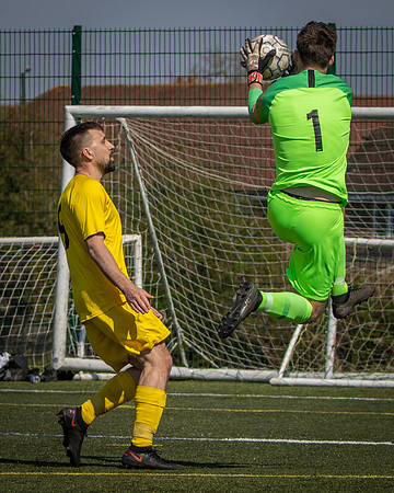 vs Wokingham & Emmbrook  FC-63