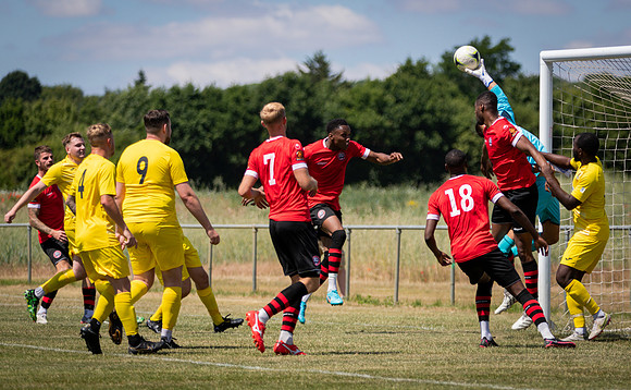 vs Maidenhead United FC-166