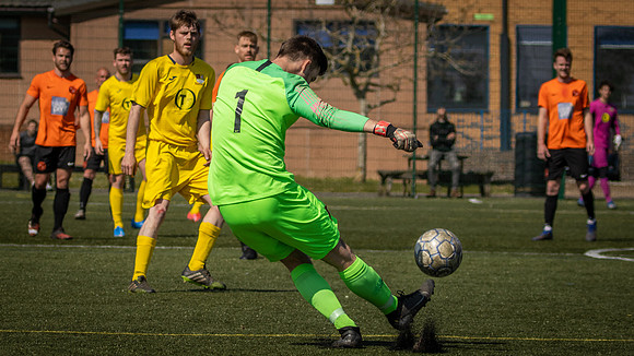 vs Wokingham & Emmbrook  FC-58
