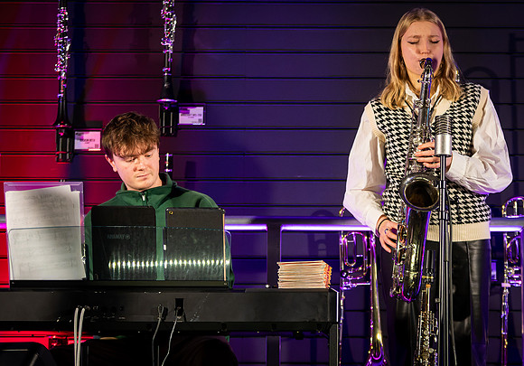 Emma Rawicz Trio-7