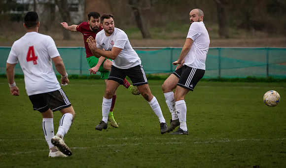 vs Risborough Rangers FC-16