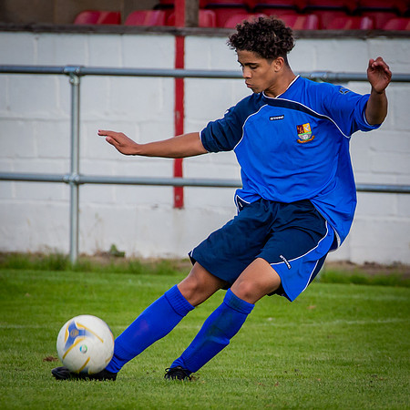 vs Flackwell Heath Res-76