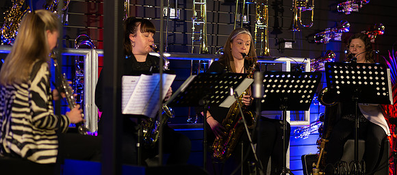 Marici Saxes-11
