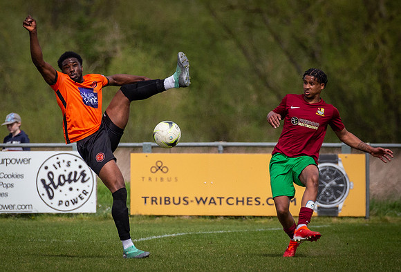 vs Wokingham & Emmbrook FC-14