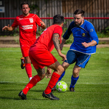 vs Flackwell Heath Res-34