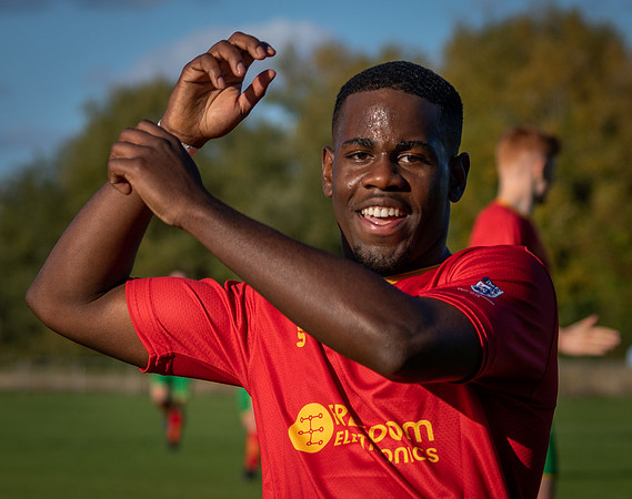 vs Broadfields United FC-199
