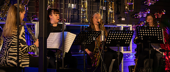 Marici Saxes-47