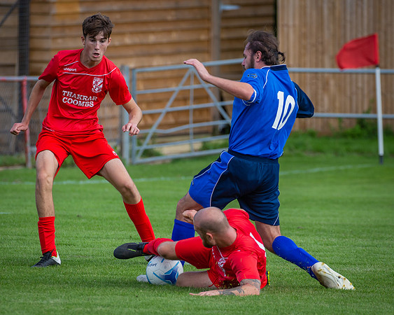 vs Flackwell Heath Res-19