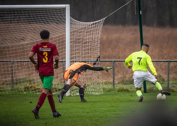 vs Hanworth Villa FC-47