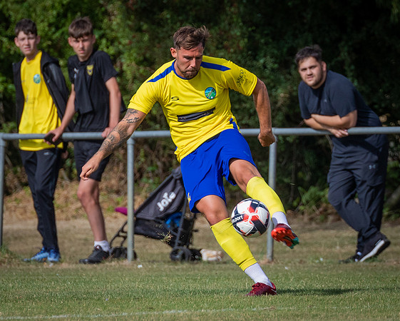 vs Ascot United FC (FA Cup)-193
