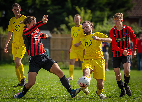 vs Cookham Dean-61
