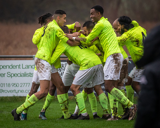 vs Hanworth Villa FC-51