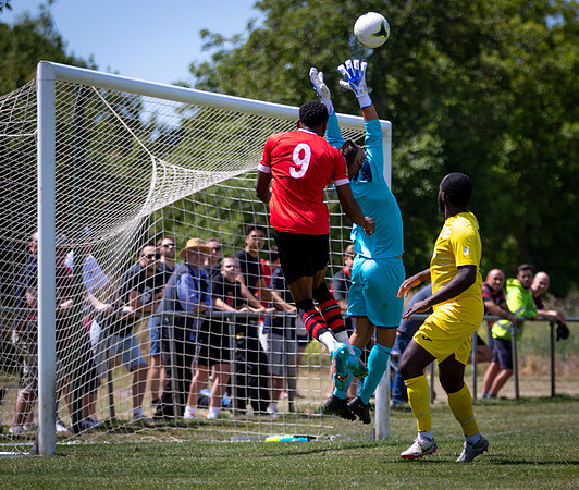 vs Maidenhead United FC-215