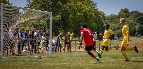 vs Maidenhead United FC-242
