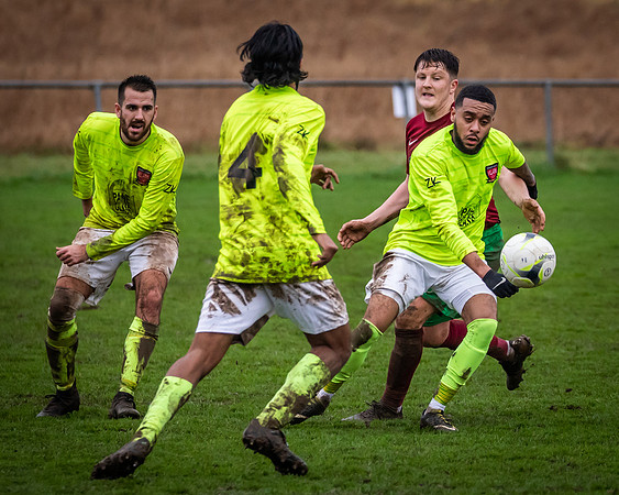 vs Hanworth Villa FC-91