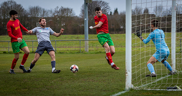 vs Spelthorne Sports FC-16