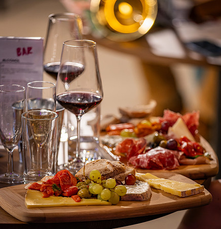 Music and Wine-137