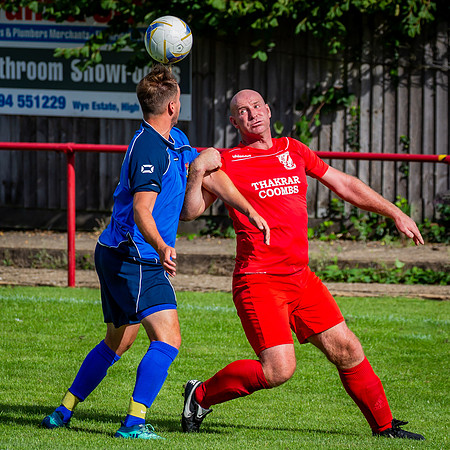 vs Flackwell Heath Res-66