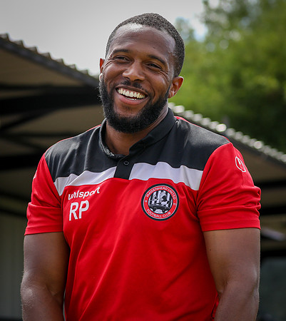 vs Maidenhead United FC-20