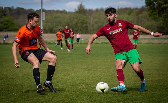 vs Wokingham & Emmbrook FC-5