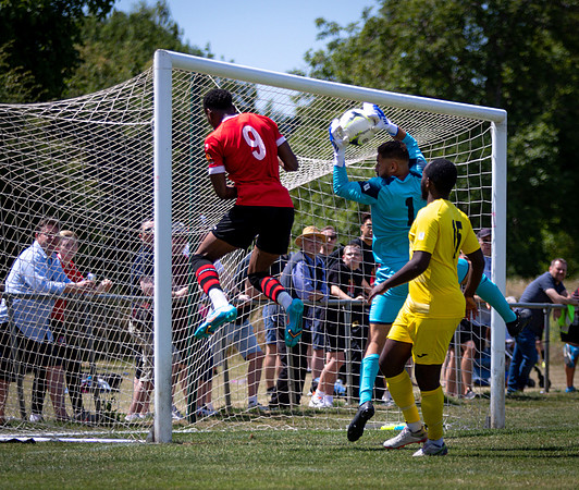 vs Maidenhead United FC-216
