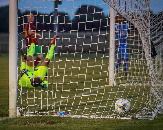 vs Marlow FC-41