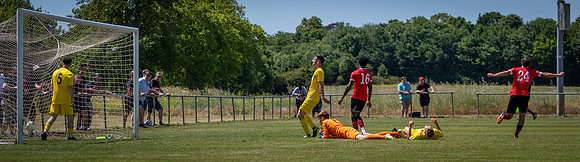 vs Maidenhead United FC-269
