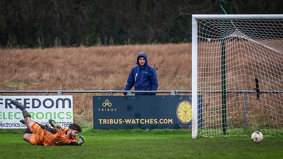 vs Hanworth Villa FC-96