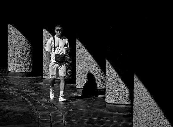 London Light Dark-2