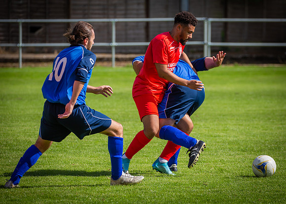 vs Flackwell Heath Res-12