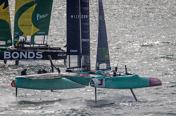 Sail GP-323
