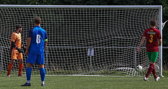 vs North Greenford United FC-36