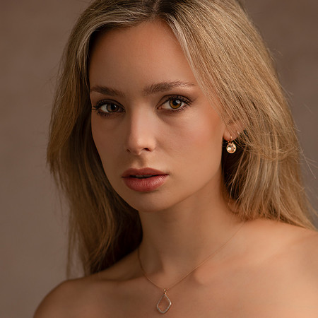 Emma-1