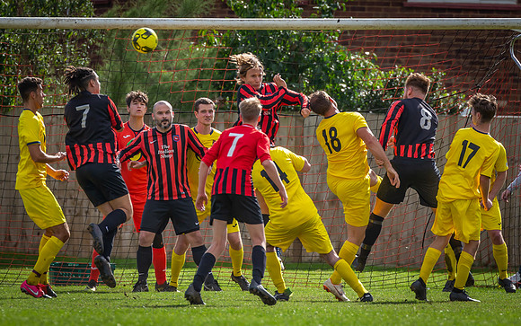 vs Cookham Dean-89